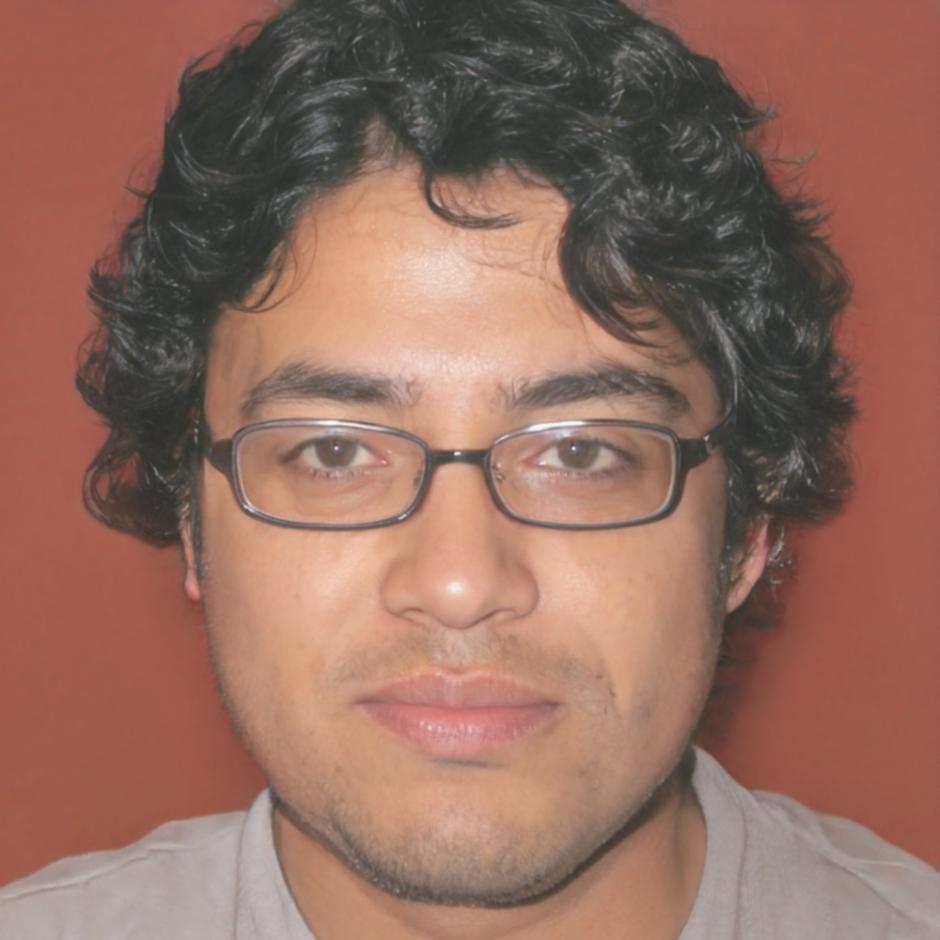 Преподаватель курса фотографического дизайна